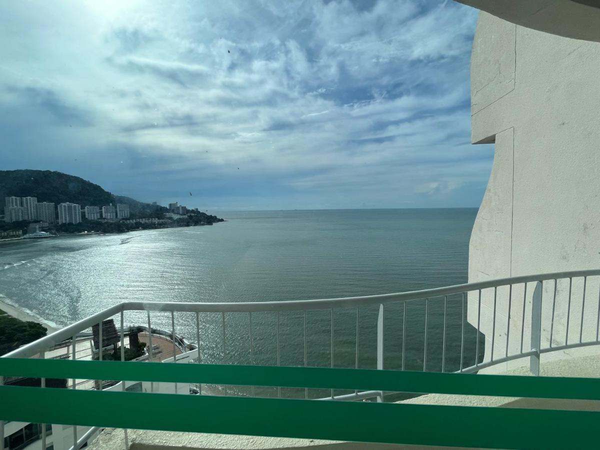 Paradise By The Sea In Penang By Veron At Rainbow Paradise Tanjung Bungah  Exterior foto